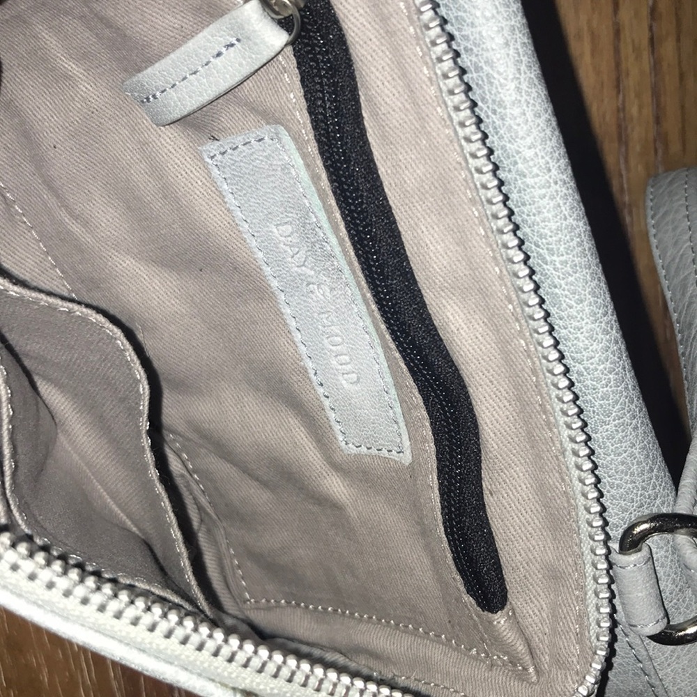 Day and Mood Leather Dover Crossbody Bag NEW - Picture 8 of 8
